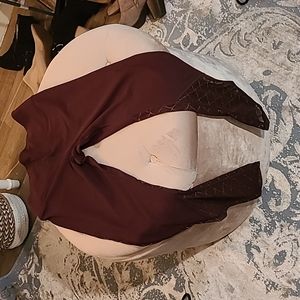Maroon and gold Victoria's secret yoga pants
